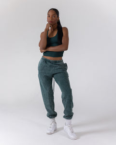 Nicki Sweats | Pine