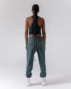 Nicki Sweats | Pine