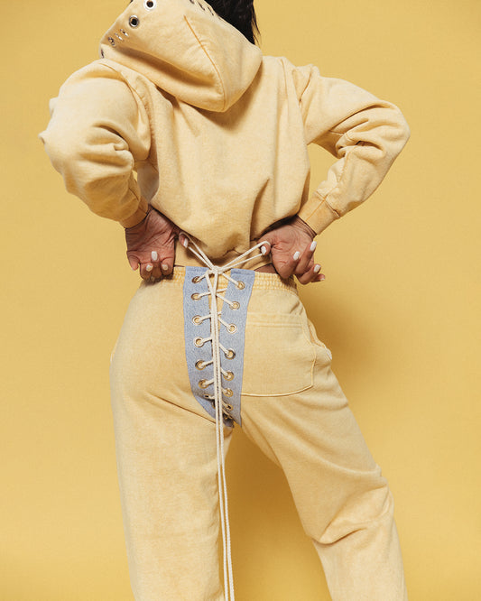 Nicki Sweats | Banana